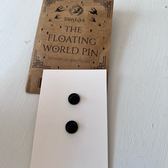 Fairyloot Floating World Pin - Gold and Purple - Picture 3 of 4